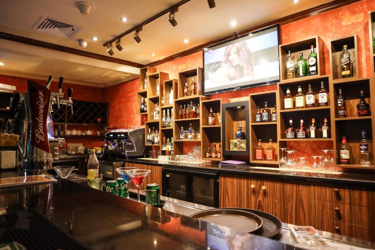 怡东市中心酒店 迪拜 外观 照片